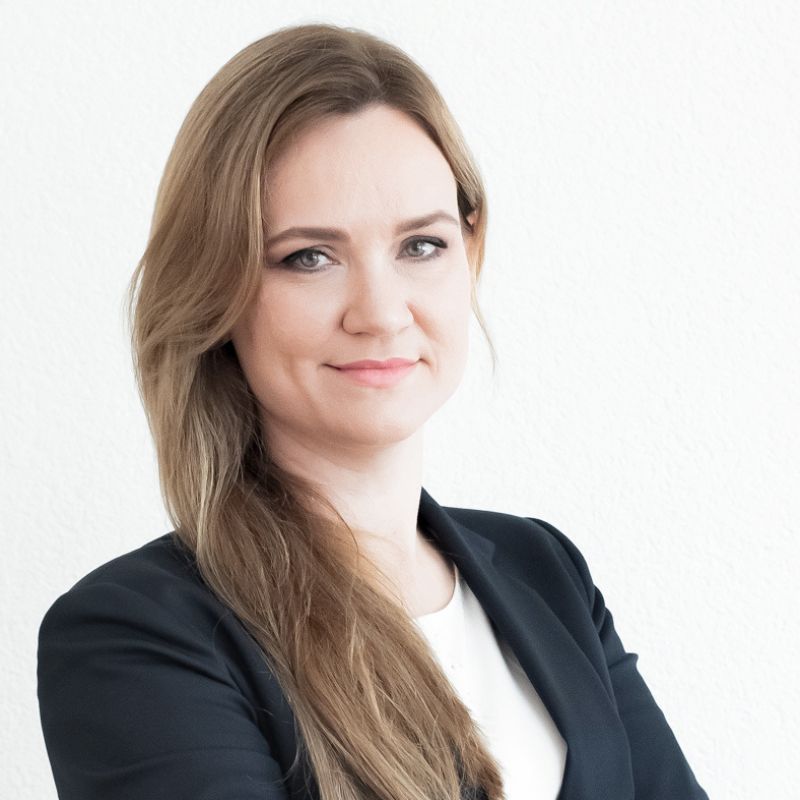 Rechtsanwältin Olga Luft für IT-Recht (IT-Verträge, E-Commerce/Online-Shops, Social Media, AGB), Vertragsgestaltungen und im Datenschutzbereich